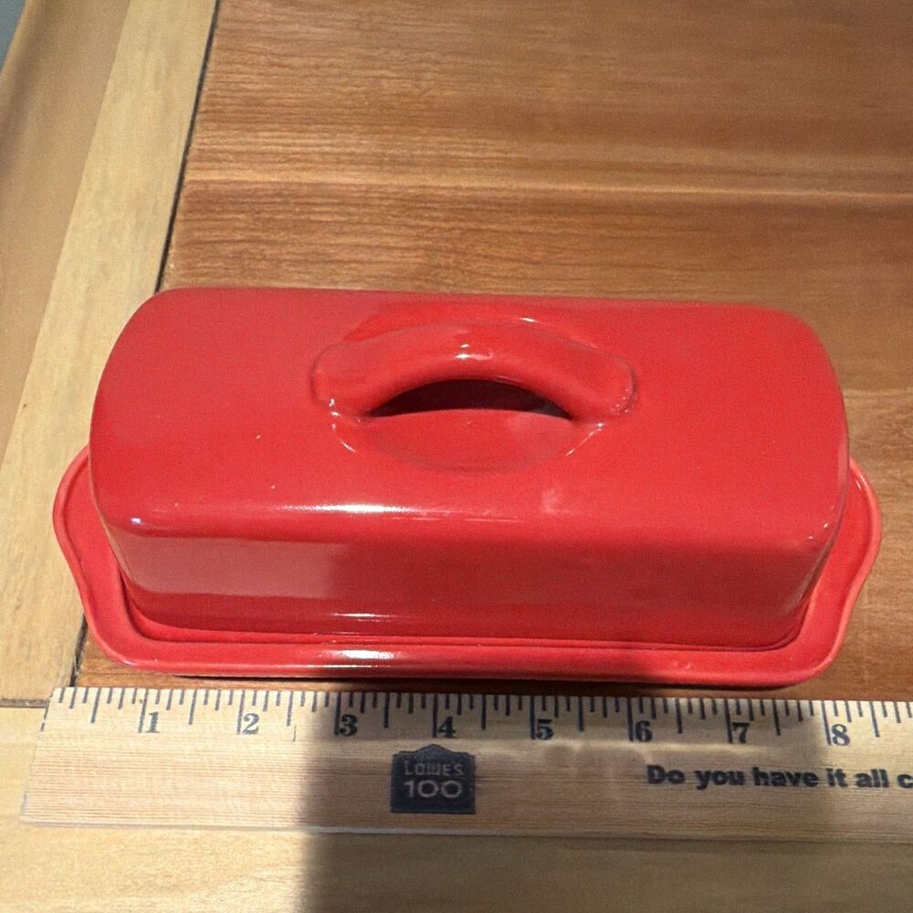 Chantal Red Ceramic Covered Butter Dish w/ Lid Rectangle Glossy 8.5" 93-TVBD-1